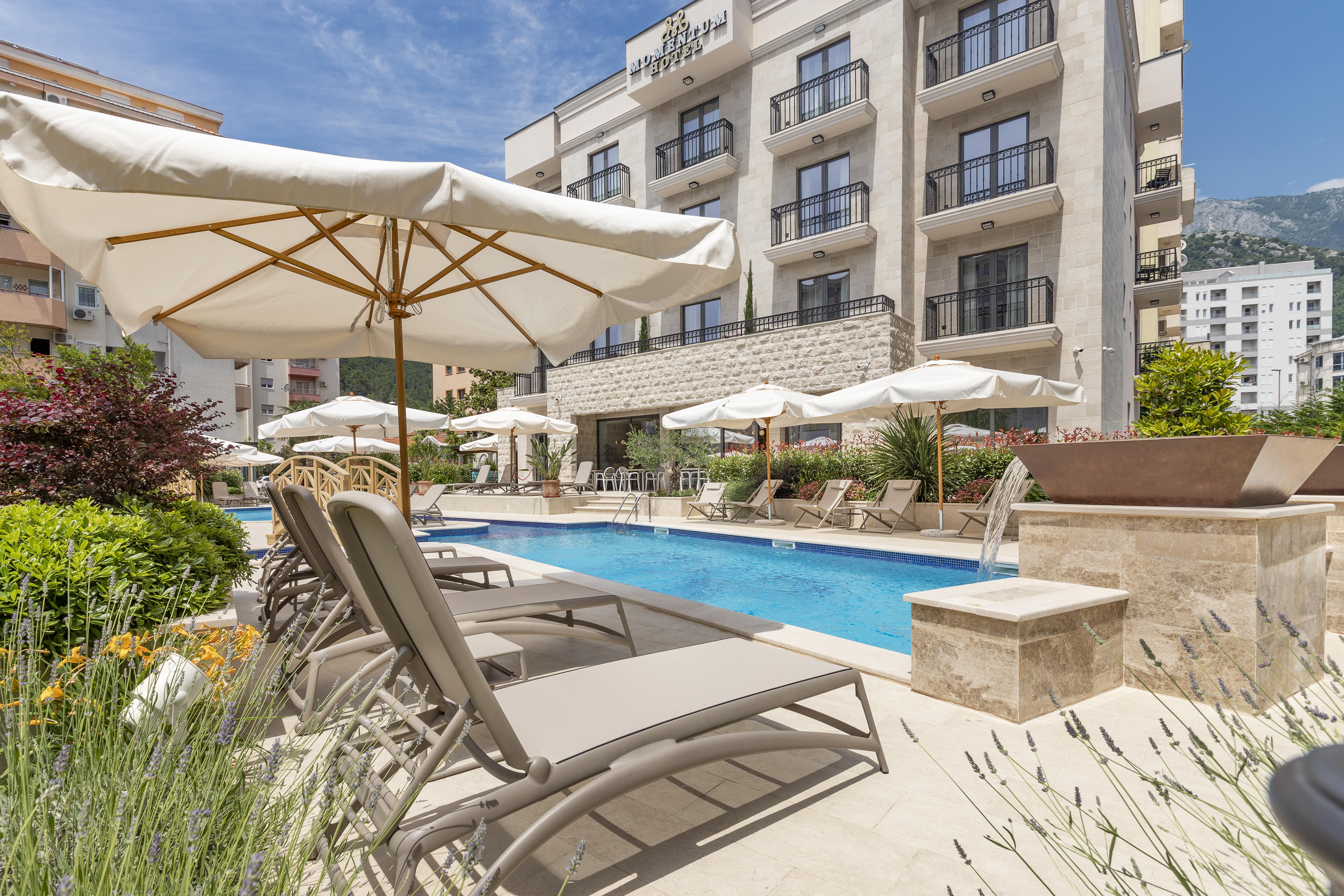 Boutique Hotel Momentum By Aycon Μπούντβα Εξωτερικό φωτογραφία